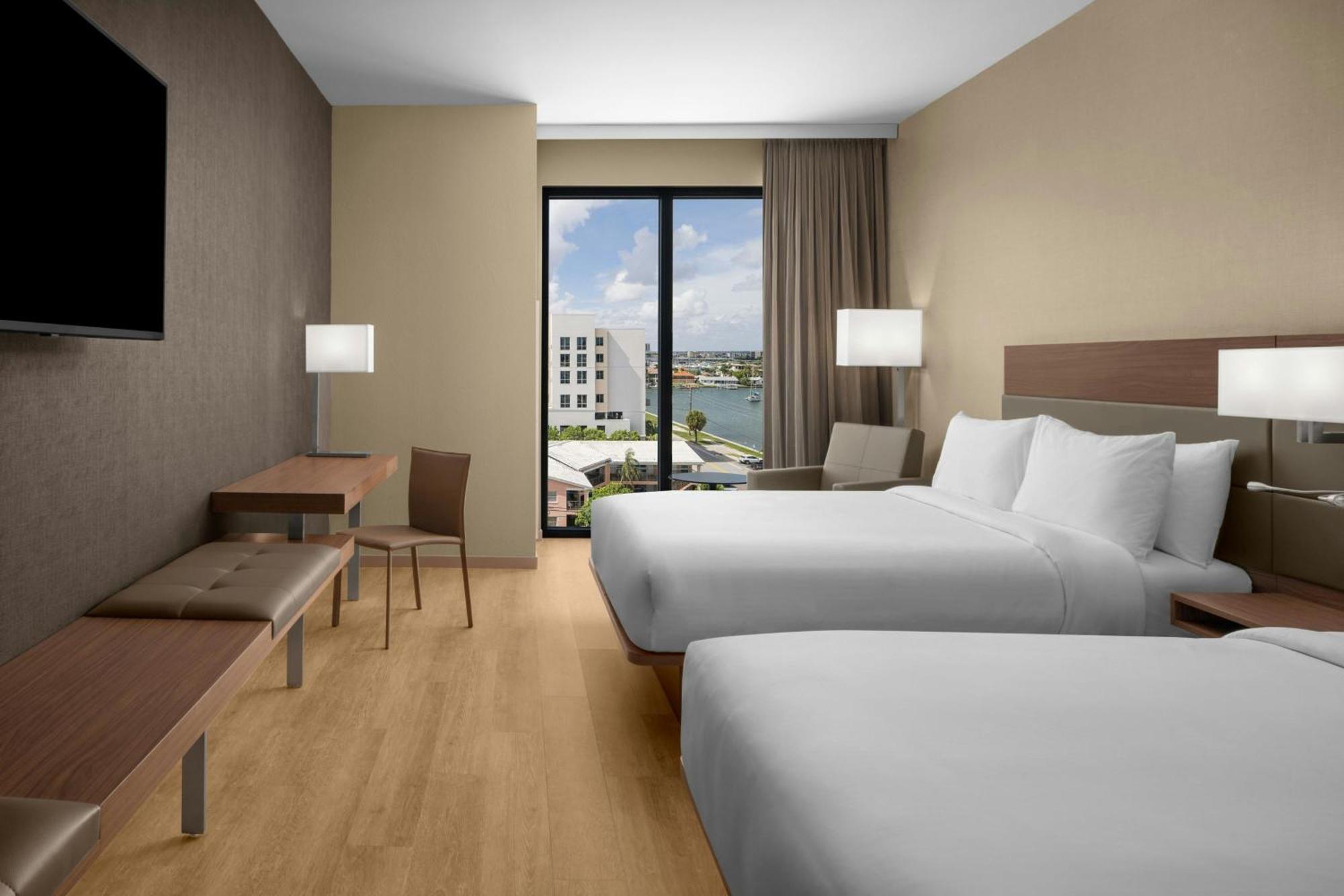 Ac Hotel By Marriott Clearwater Beach Exterior photo